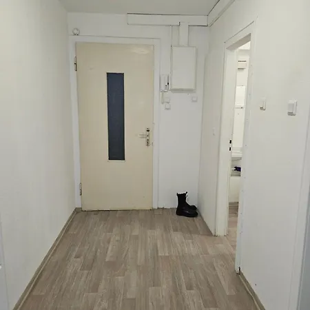 Base Apartman